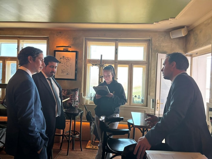 Die Schauspieler bei der Probe.