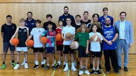 Gunners-Profis trainierten mit Schülern des Gymnasiums Oberpullendorf 