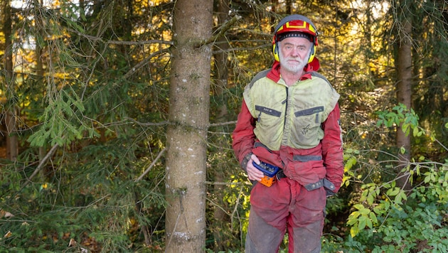 Landwirt Franz W. (65) ging schon am Tag nach der Operation nach Hause und packt trotz der ...