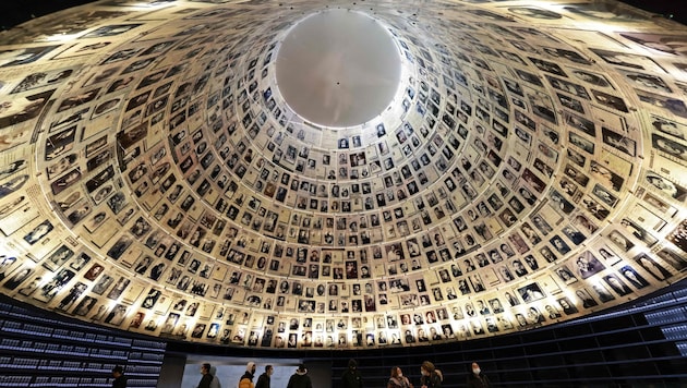 Im Yad Vashem Holocaust Memorial Museum in Jerusalem wird den Opfern des Holocaust gedacht.
