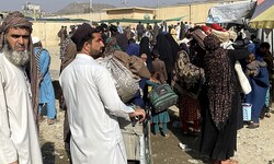 Flüchtlinge aus Afghanistan an der pakistanischen Grenze