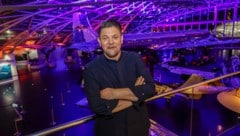 In der TV-Show „Kitchen Impossible“ forderte Tim Mälzer Red Bull Hangar-7 Executive Chef Martin ...