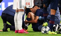 Achraf Hakimi wurde unter Tränen behandelt.