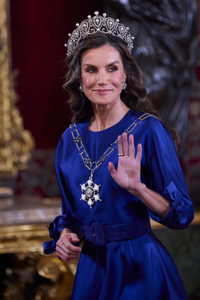 Krönender Höhepunkt: die legendäre russische Tiara aus der königlichen Sammlung – ein Erbstück ...