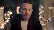 Kevin ist groß geworden und muss sich nun um seine Eltern kümmern. 