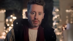 Kevin ist groß geworden und muss sich nun um seine Eltern kümmern. 