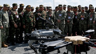 Gemeinsame Übung der kambodschanischen und chinesischen Streitkräfte im Mai: Ein KI-Hunderoboter ...