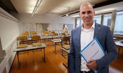 Helmut Fiedler, Bildungssprecher der FPÖ in Niederösterreich, geht mit der derzeitigen ...