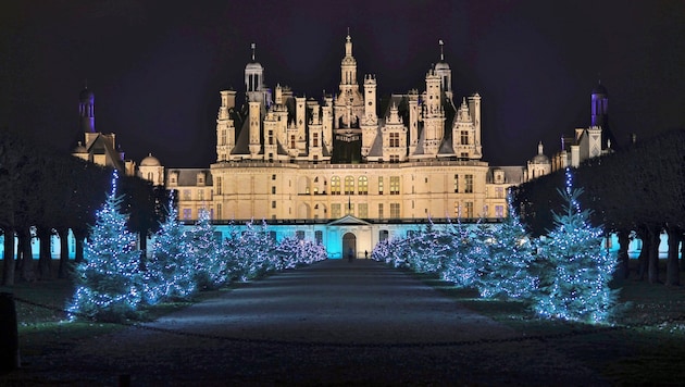 Schloss Chambord ist ein architektonisches Juwel. Weihnachtliche Pracht dort, wo der ...