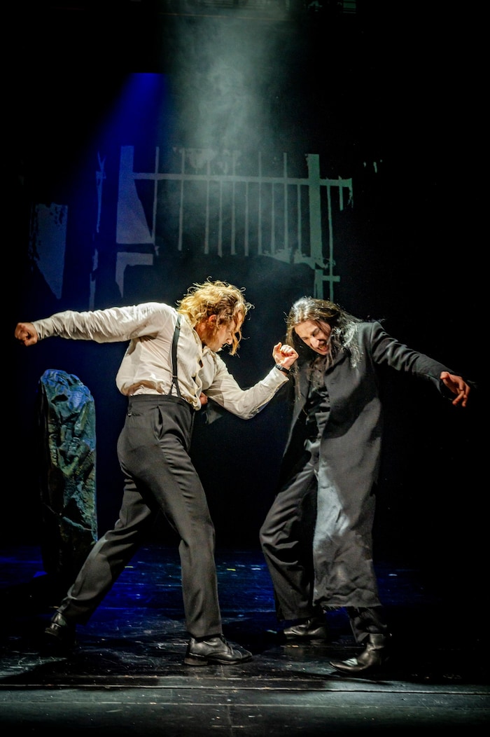 Richtig witzig: der Kampf Sherlock Holmes (Claudius von Stolzmann) gegen Professor Moriarty ...