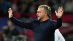 Bleibt Hansi Flick auch weiterhin Trainer des FC Barcelona?