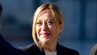 Die ältere Schwester von Italiens Regierungschefin Giorgia Meloni (Bild) soll sich auf eine ...