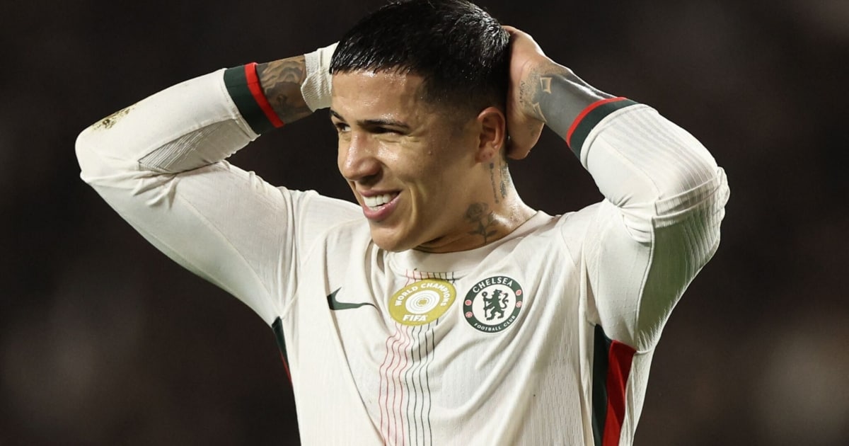 Champions League Upsets: Chelsea & Villarreal Stunned!