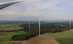 In Vorarlberg stehen bislang keine Windräder – dafür kaufen die Illwerke-VKW Windparks in ...