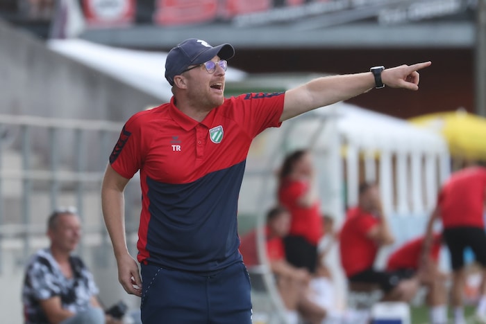 Dirigiert seine Mannschaft Freitag das letzte Mal daheim in Grünau: Christoph Knaus.