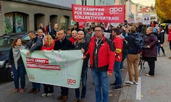 In Salzburg gibt es erbitterten Widerstand gegen Gehaltskürzungen.