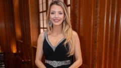 Werbestar Chiara Pisati verkündet auf Instagram süße Babynews.
