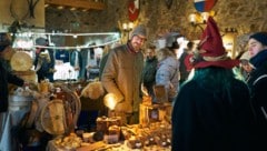 Eine Fülle an weihnachtlichen Mitbringseln und Geschenken.