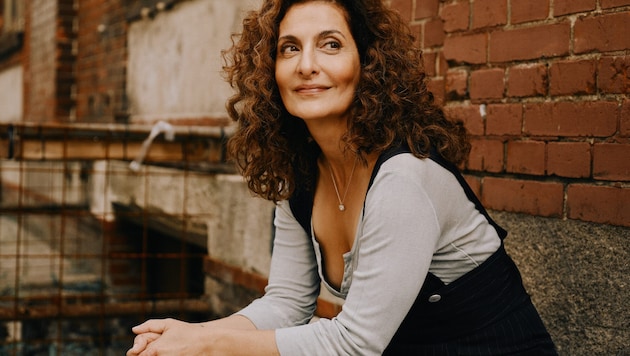 Warum das Spielerische im Leben wichtig ist – darüber schreibt Schauspielerin Proschat Madani in ...