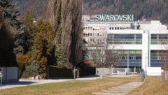 400 Stellen sollen bis 2026 bei Swarovski in Wattens abgebaut werden. Manche sehen bereits den ...