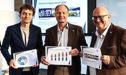 Dejan Lukovic (Vorsitzender Ausschuss Finanzen), BM Johannes Anzengruber und Martin Rupprechter ...