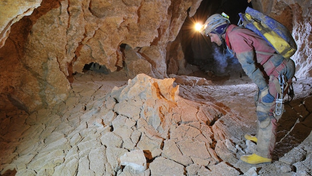 Georg Zagler begibt sich wieder auf eine Reise zu Kaiser Karl im Untersberg.