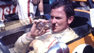 Bruce McLaren im August 1969 in einem McLaren