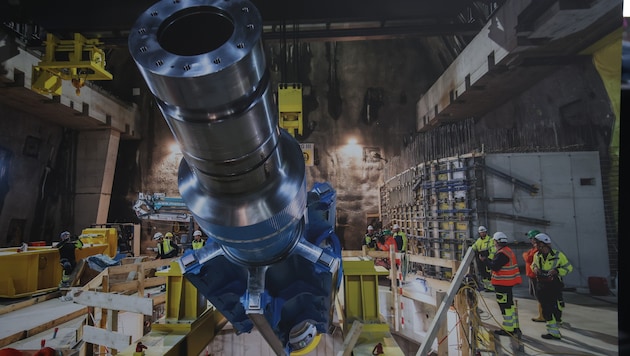 Aufgrund eines Isolationsfehlers beim Generator fällt das Kraftwerk Limberg III monatelang aus.