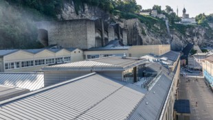 Markus Tschepp Die Dachflächen müssen dringend saniert werden.