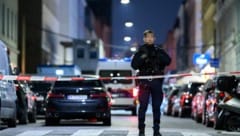 Über einen 34-Jährigen, der am 6. November 2025 vor einem Lokal in der Payergasse einen Mann ...