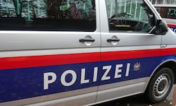 Mehrere Wochen wurde ermittelt – für die neunköpfige Bande klickten nun die Handschellen ...