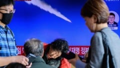 Wie so oft wurde der Flug der Rakete auch in Südkorea breit berichtet – dort beobachtet man die ...