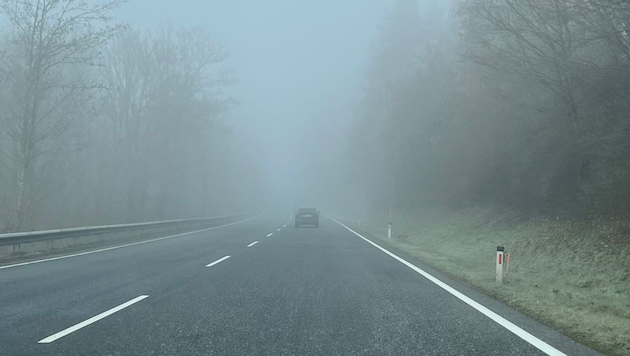 Ein unbeleuchtetes Heck erhöht die Gefahr eines Auffahrunfalls erheblich.