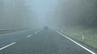 Ein unbeleuchtetes Heck erhöht die Gefahr eines Auffahrunfalls erheblich.