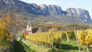 Das Justinakirchlein ist Blickfänger auf der Rundwanderung.