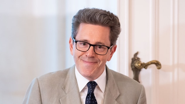 Wirtschaftskammer-Präsident Harald Mahrer kämpft nach der missglückten Lohndebatte um das ...