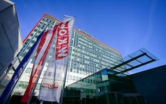 Die WKO-Bundeskammer: 200 von 800 Jobs in Wien-Wieden werden bis Ende 2027  gestrichen. ...