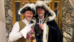 Der scheidende Herzog Andy Kainz (li.) übergab das Zepter Nachfolger Siegfried Smetanig. „Ich ...