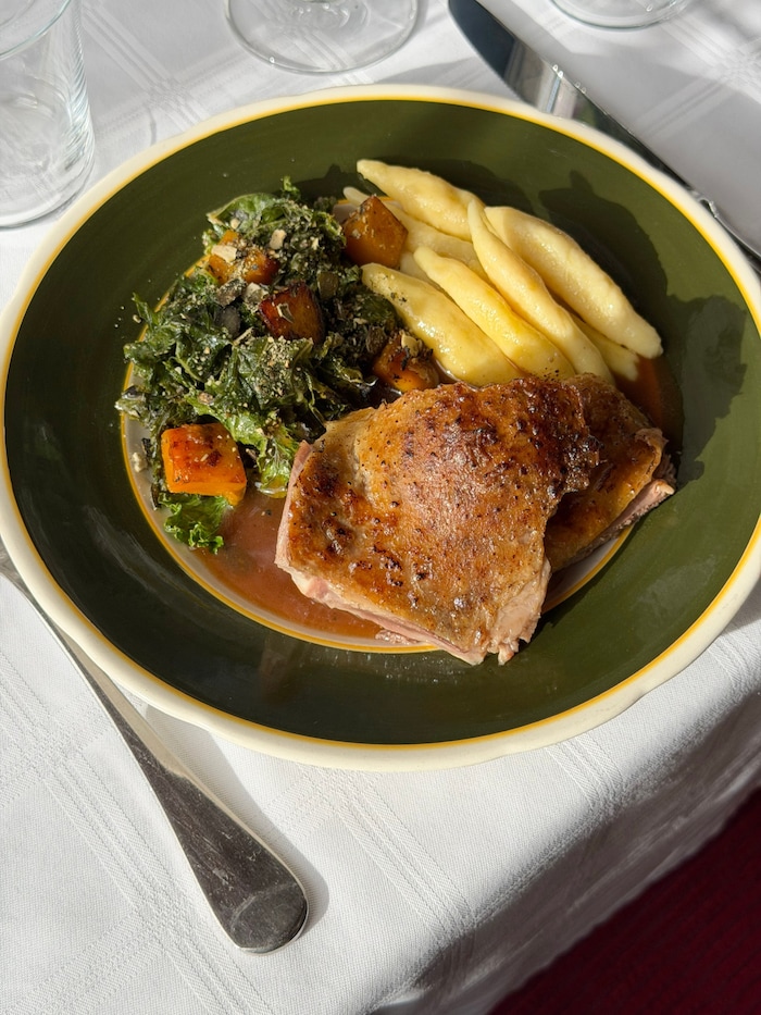 Ein Gänschen im Wirtshaus zum dritten Tage. Na dann: Mahlzeit!