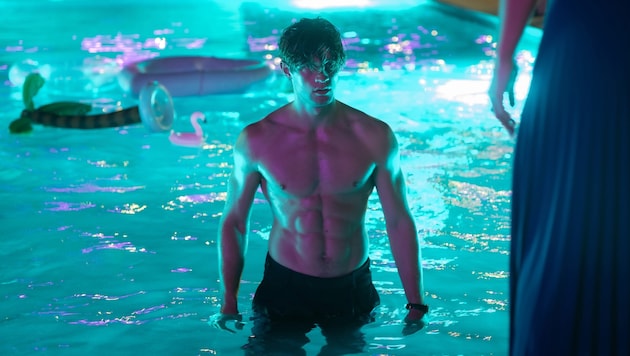 Staffel 2 beginnt mit viel Drama – James Beaufort (Damian Hardung) ist wegen des ...