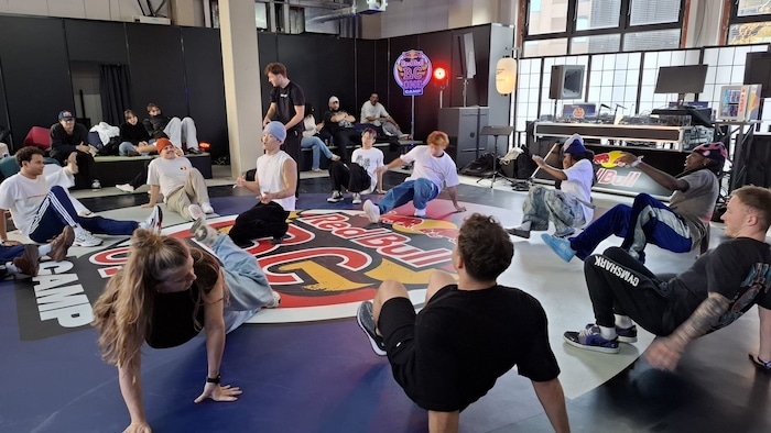 Mit Olympiasieger Phil Wizard (M.) zu den ersten Moves.