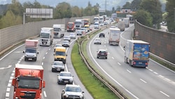 Der tägliche Stau-Wahnsinn zwischen Wattens und Innsbruck schadet der Wirtschaft.