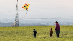 Start in ein neues, buntes Leben mit einer Pflegefamilie.