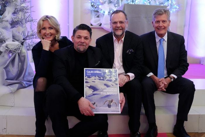 Martina Hohenlohe, Tim Mälzer, Staatssekretär Sepp Schellhorn – er hielt die Laudatio auf Mälzer ...