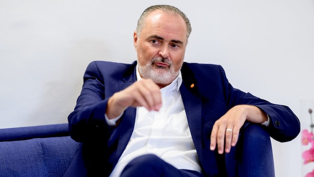 Der Landeshauptmann ist nach seiner zehnten Operation bereit, mit aller Kraft weiter für das ...