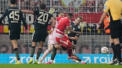 Erst patzte Manuel Neuer, dann Harry Kane ...