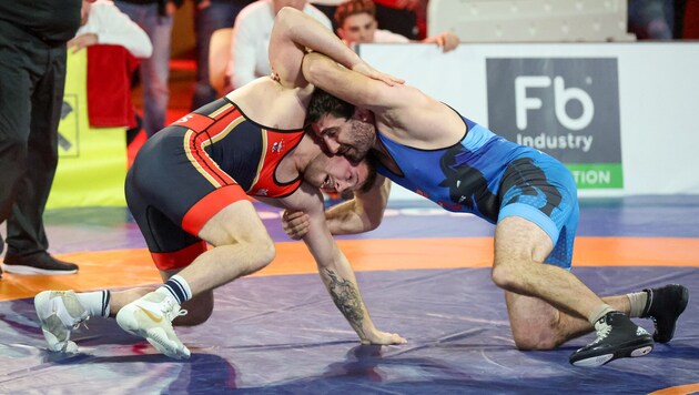 Simon Marchl (li.) wollte Revanche, gab angeschlagen auf.