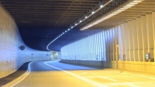 Im Arlbergtunnel kam es zu einem spektakulären Unfall.