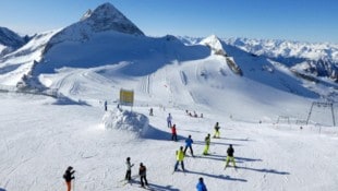 Am Hintertuxer Gletscher kam es zum Skiunfall.