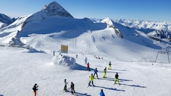 Am Hintertuxer Gletscher kam es zum Skiunfall.